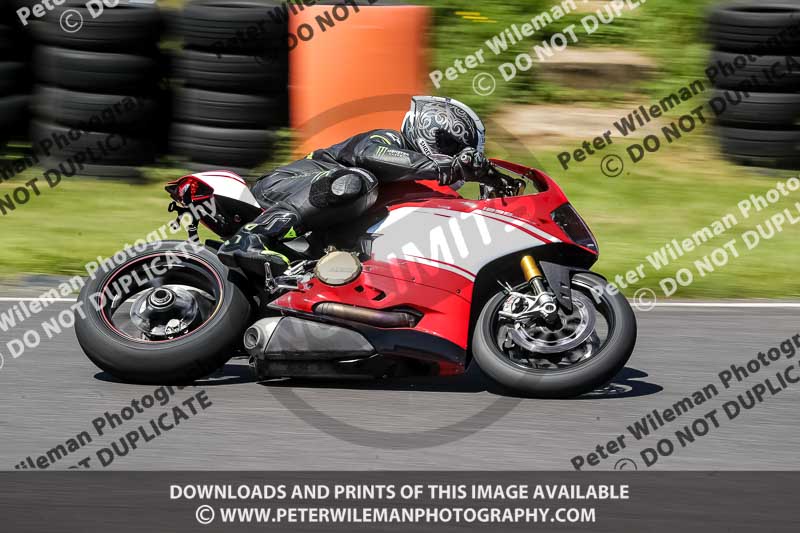 enduro digital images;event digital images;eventdigitalimages;lydden hill;lydden no limits trackday;lydden photographs;lydden trackday photographs;no limits trackdays;peter wileman photography;racing digital images;trackday digital images;trackday photos